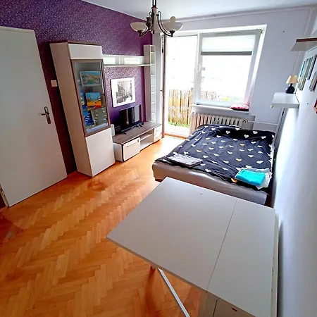 Miedzy Lasem A Morzem アパート