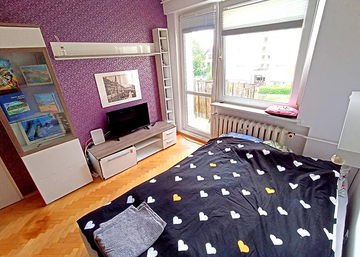 Miedzy Lasem A Morzem Apartmán *